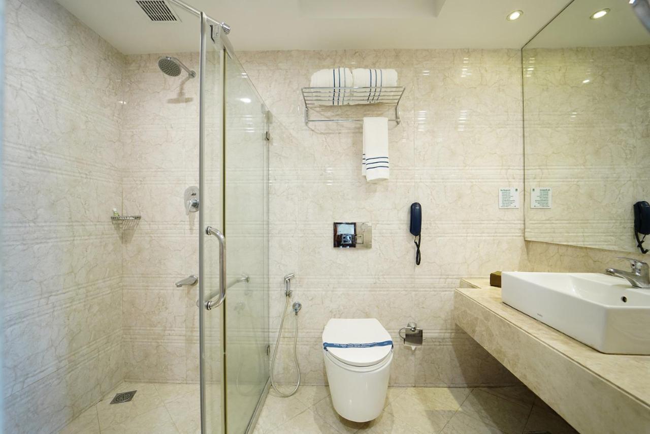 קומבאקונאם Quality Inn Viha מראה חיצוני תמונה