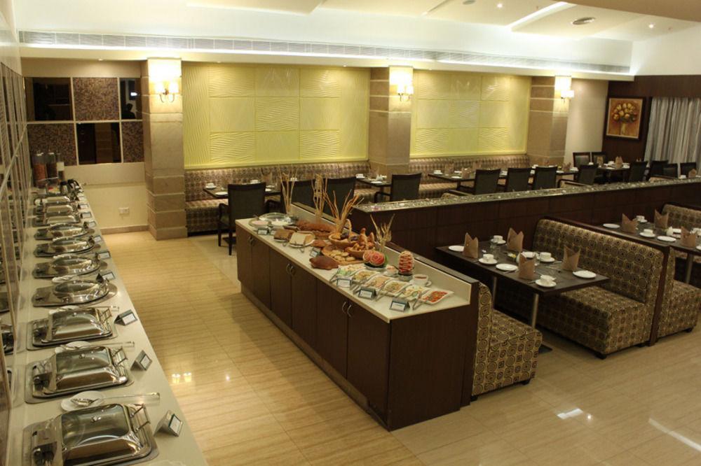 קומבאקונאם Quality Inn Viha מראה חיצוני תמונה