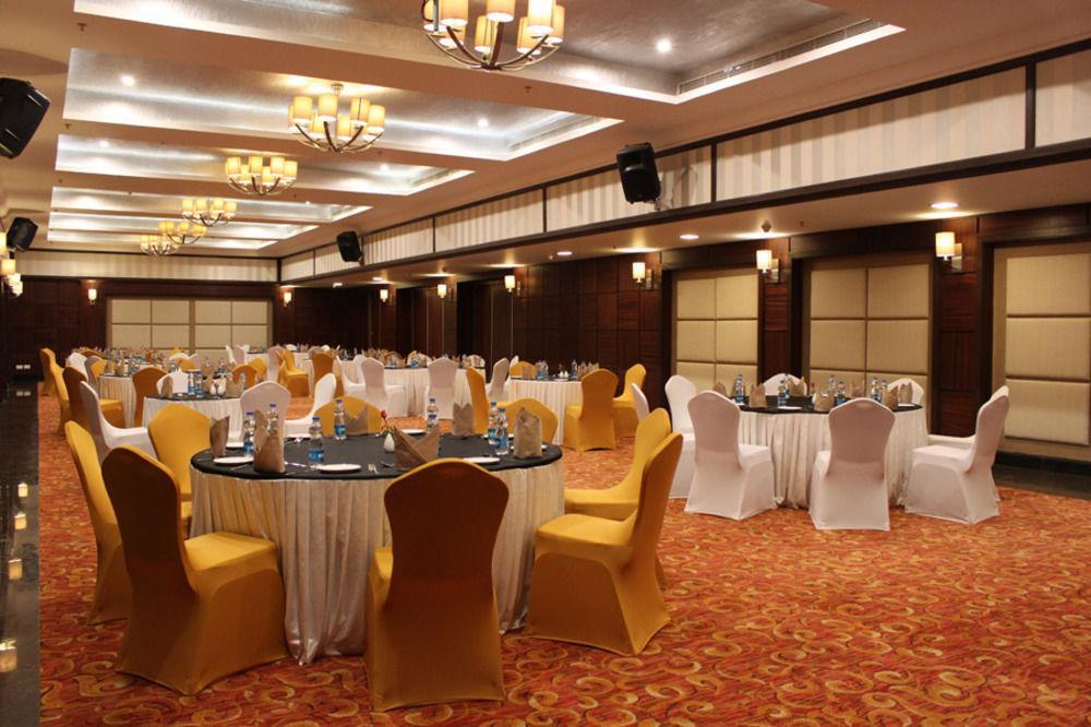 קומבאקונאם Quality Inn Viha מראה חיצוני תמונה