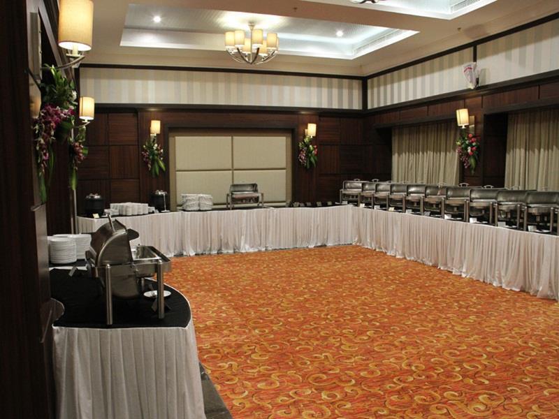 קומבאקונאם Quality Inn Viha מראה חיצוני תמונה