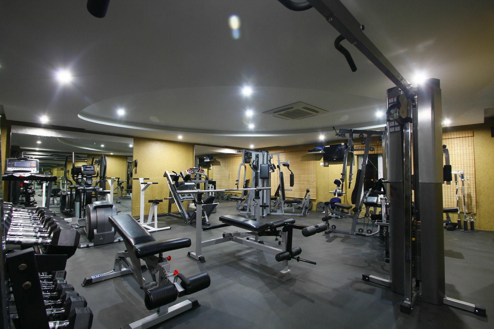 קומבאקונאם Quality Inn Viha מראה חיצוני תמונה